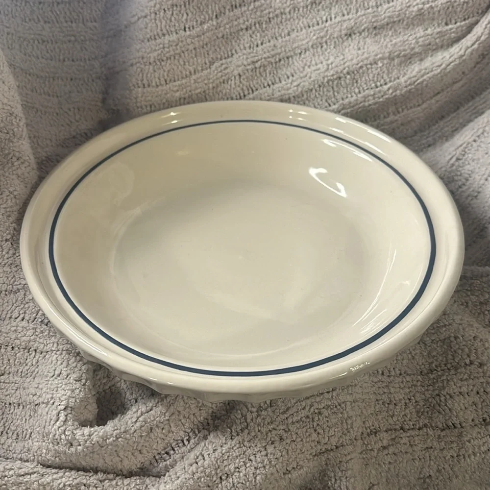 Vintage Longaberger Pottery Pie Plate Microwave/ Dishwasher/Oven & Freezer Safe